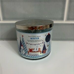 Bath & Body Works Winter Candle - new